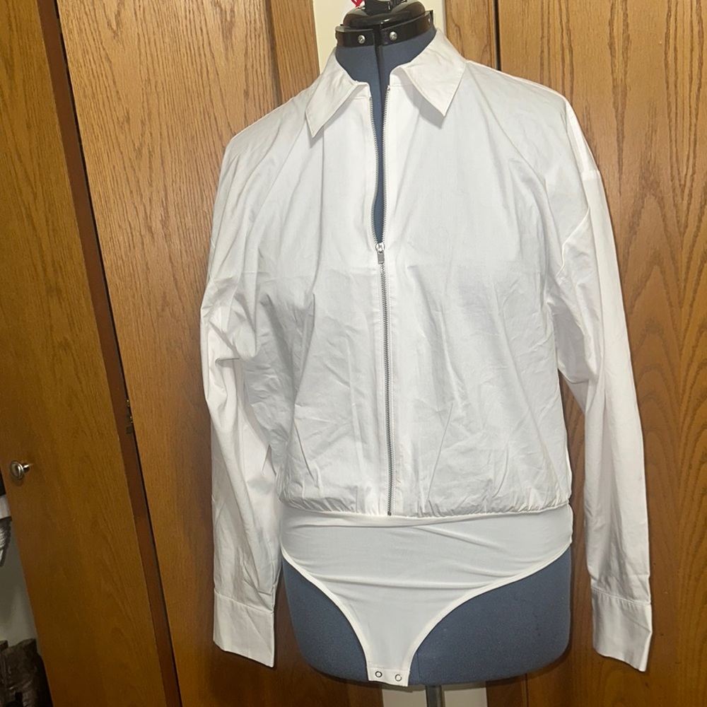 **BRAND NEW** EXPRESS WHITE ZIP-UP BODYSUIT